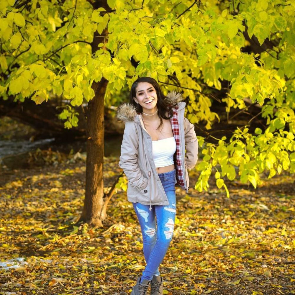 Meet your Posher, Laura